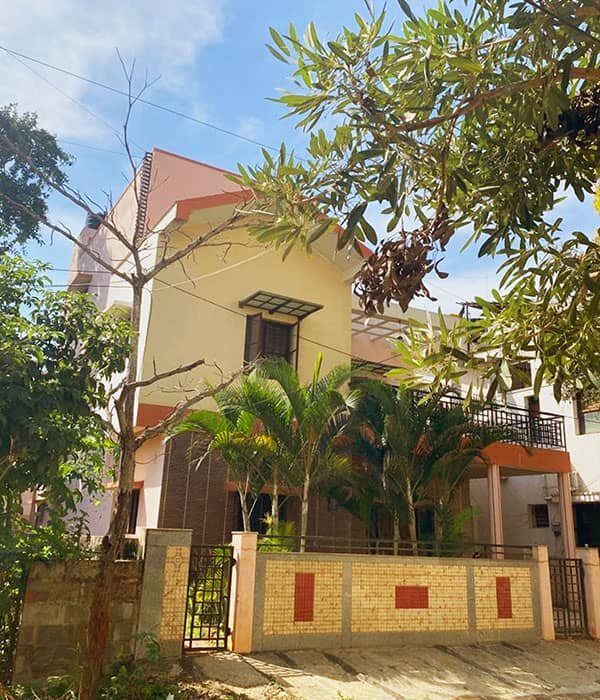 woman-rehab-centre-img
